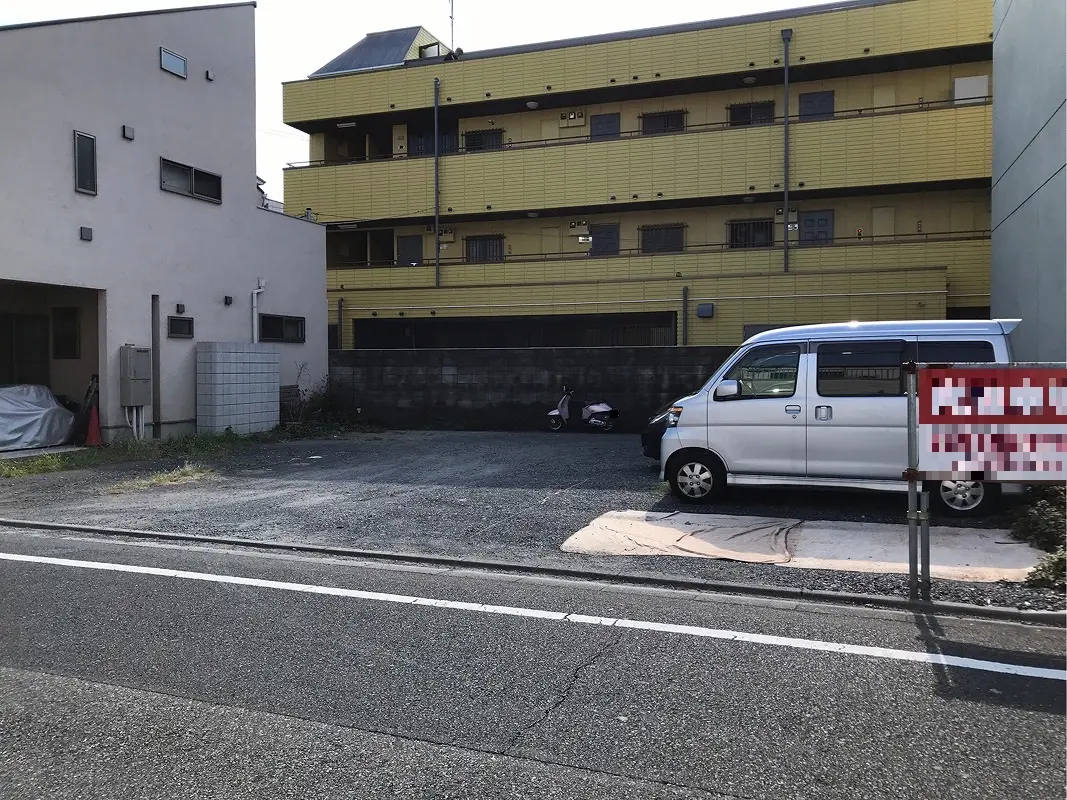 足立区鹿浜４丁目　月極駐車場